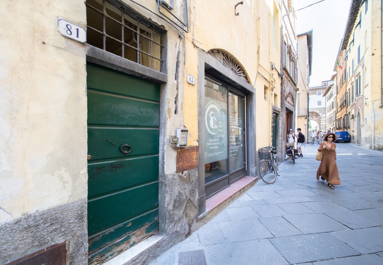 Apartamento en Lucca - Tango Luxury Suite in Center Town
