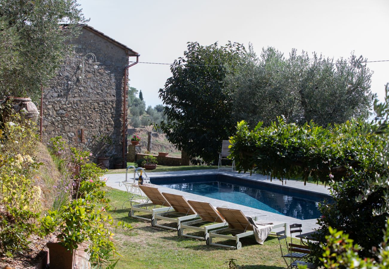 Villa en Capannori - Villa Iris with Swimming Pool