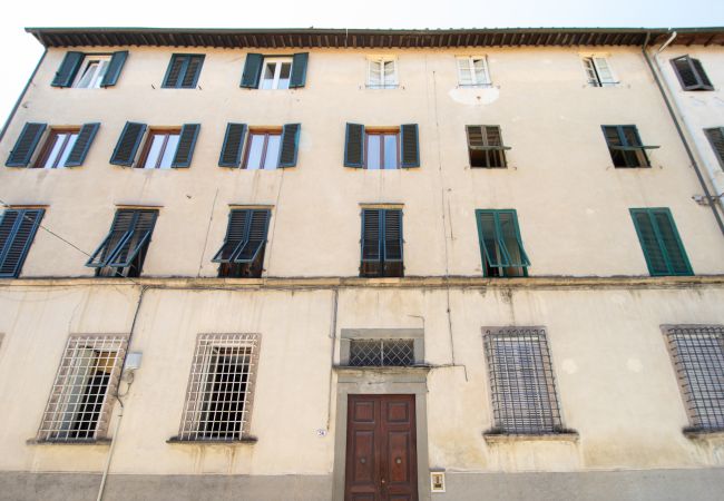 Apartamento en Lucca - Singer House in Center Town Apartamento en Lucca - Singer House in Center Town