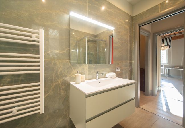 Apartamento en Lucca - The Tower Apartment in Center Town Apartamento en Lucca - The Tower Apartment in Center Town