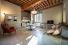 Apartamento en Lucca - The Tower Apartment in Center Town Apartamento en Lucca - The Tower Apartment in Center Town