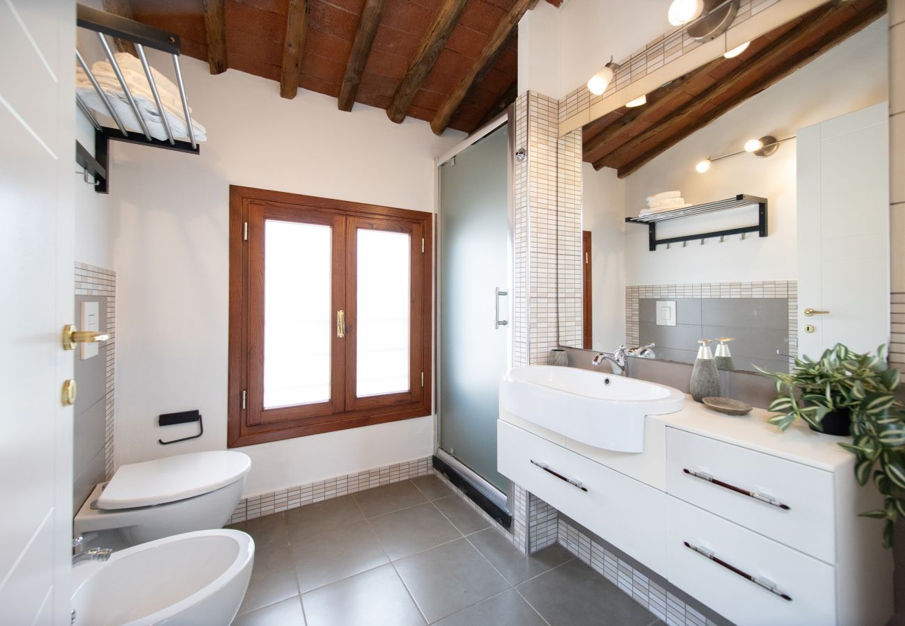 Casa en Capannori - Casa I Tre Cipressi with Swimming Pool