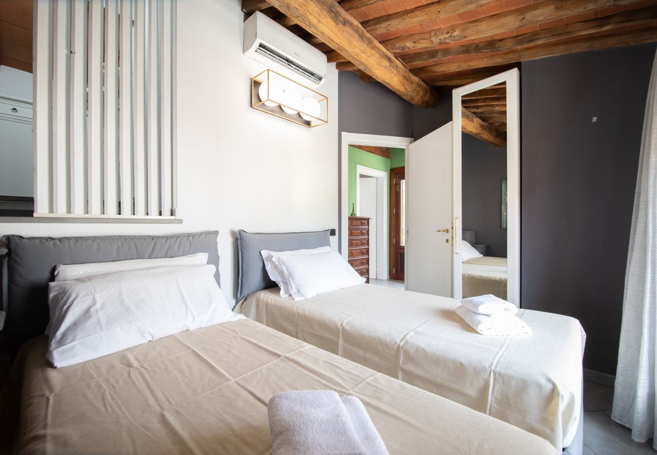 Casa en Capannori - Casa I Tre Cipressi with Swimming Pool