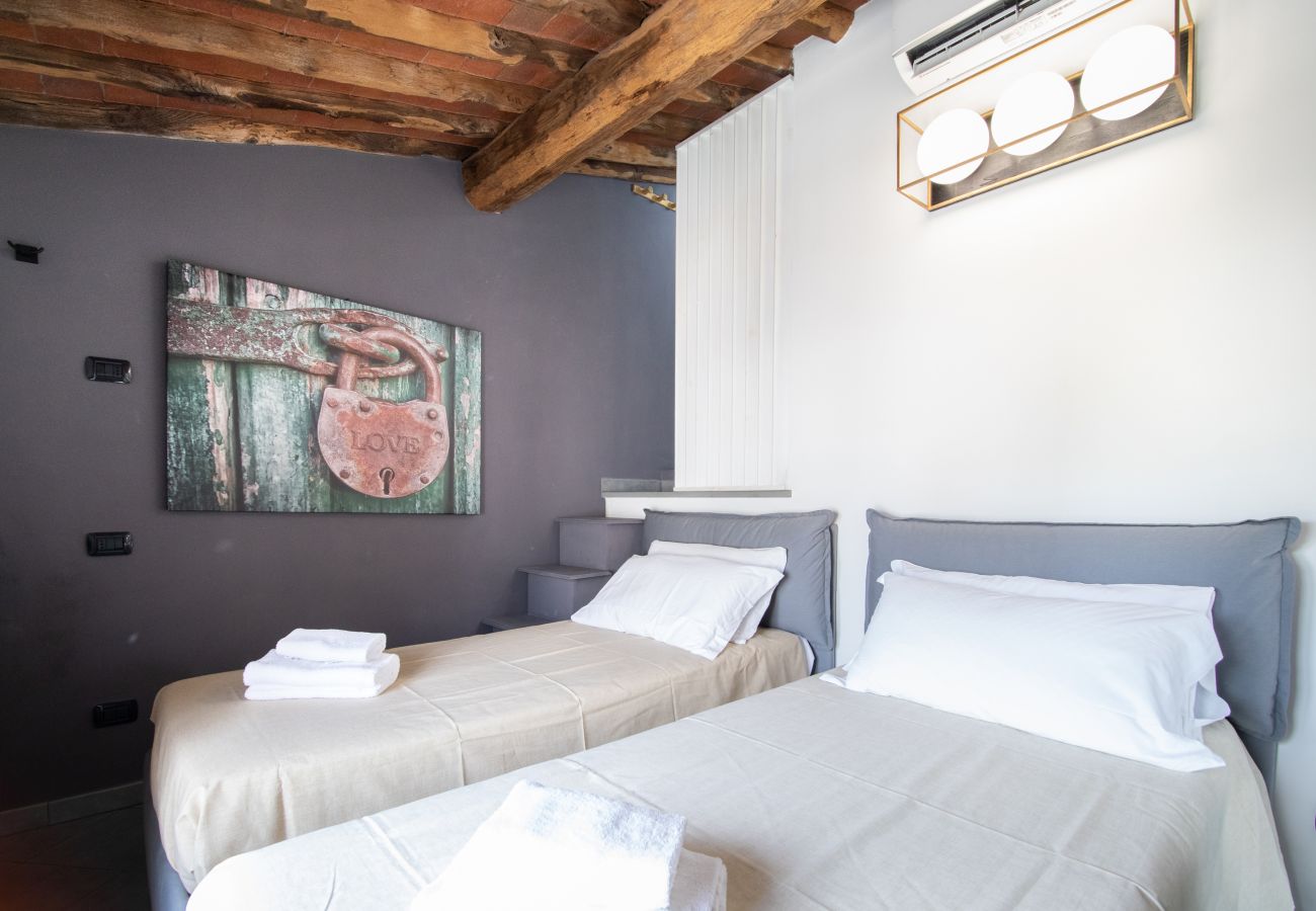 Casa en Capannori - Casa I Tre Cipressi with Swimming Pool