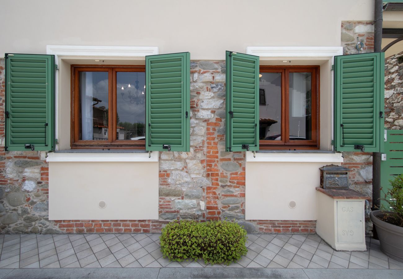 Casa en Capannori - Casa I Tre Cipressi with Swimming Pool