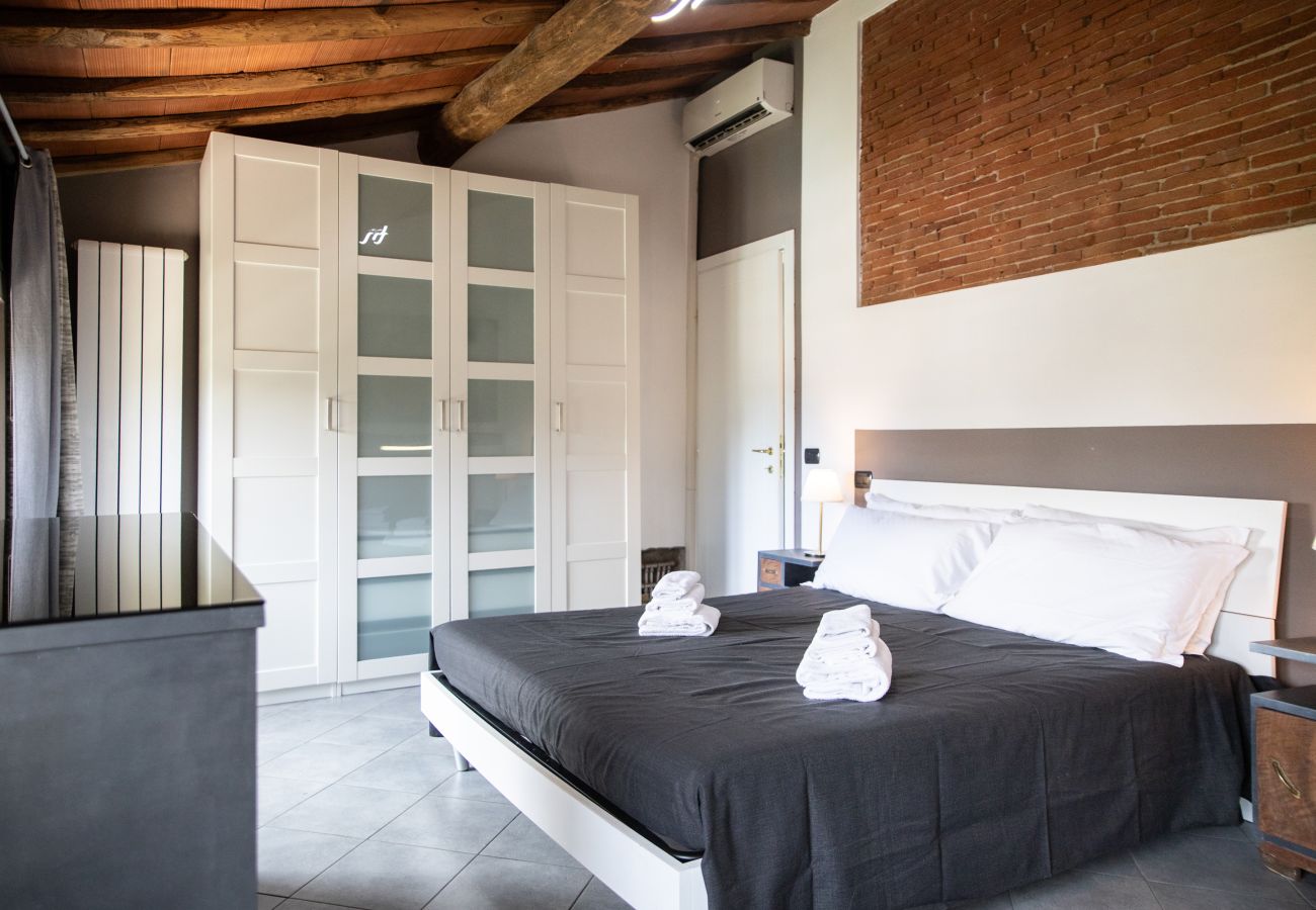 Casa en Capannori - Casa I Tre Cipressi with Swimming Pool