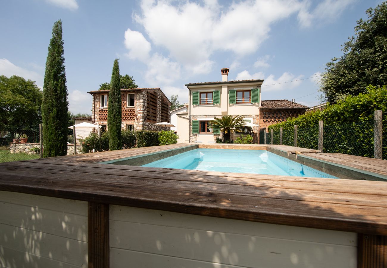 Casa en Capannori - Casa I Tre Cipressi with Swimming Pool
