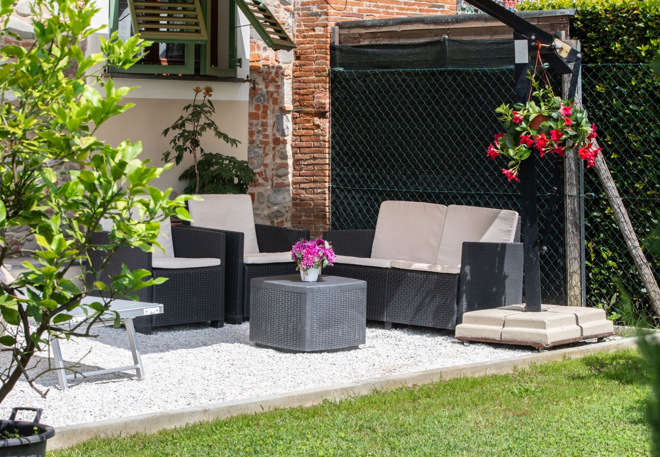 Casa en Capannori - Casa I Tre Cipressi with Swimming Pool
