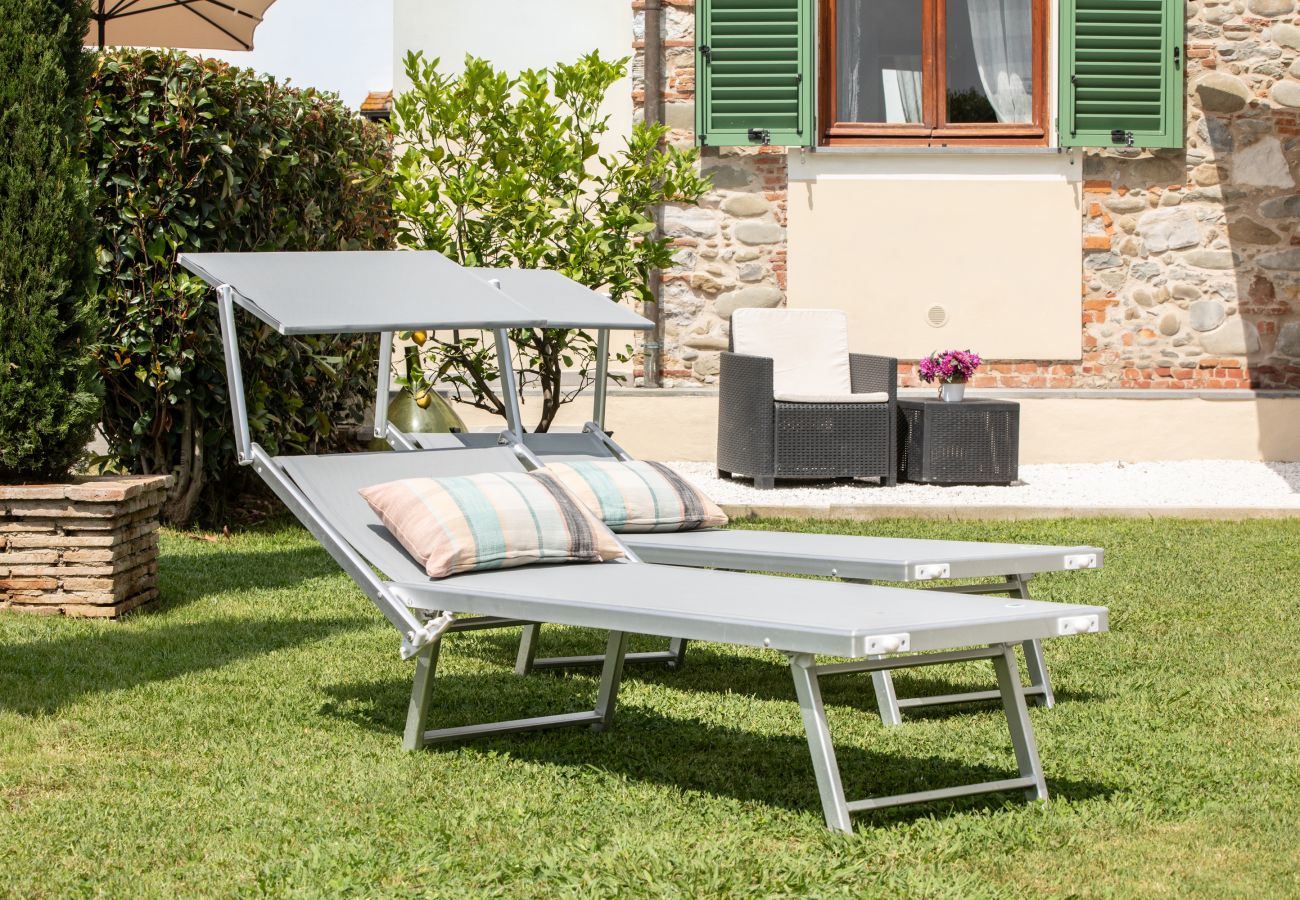 Casa en Capannori - Casa I Tre Cipressi with Swimming Pool