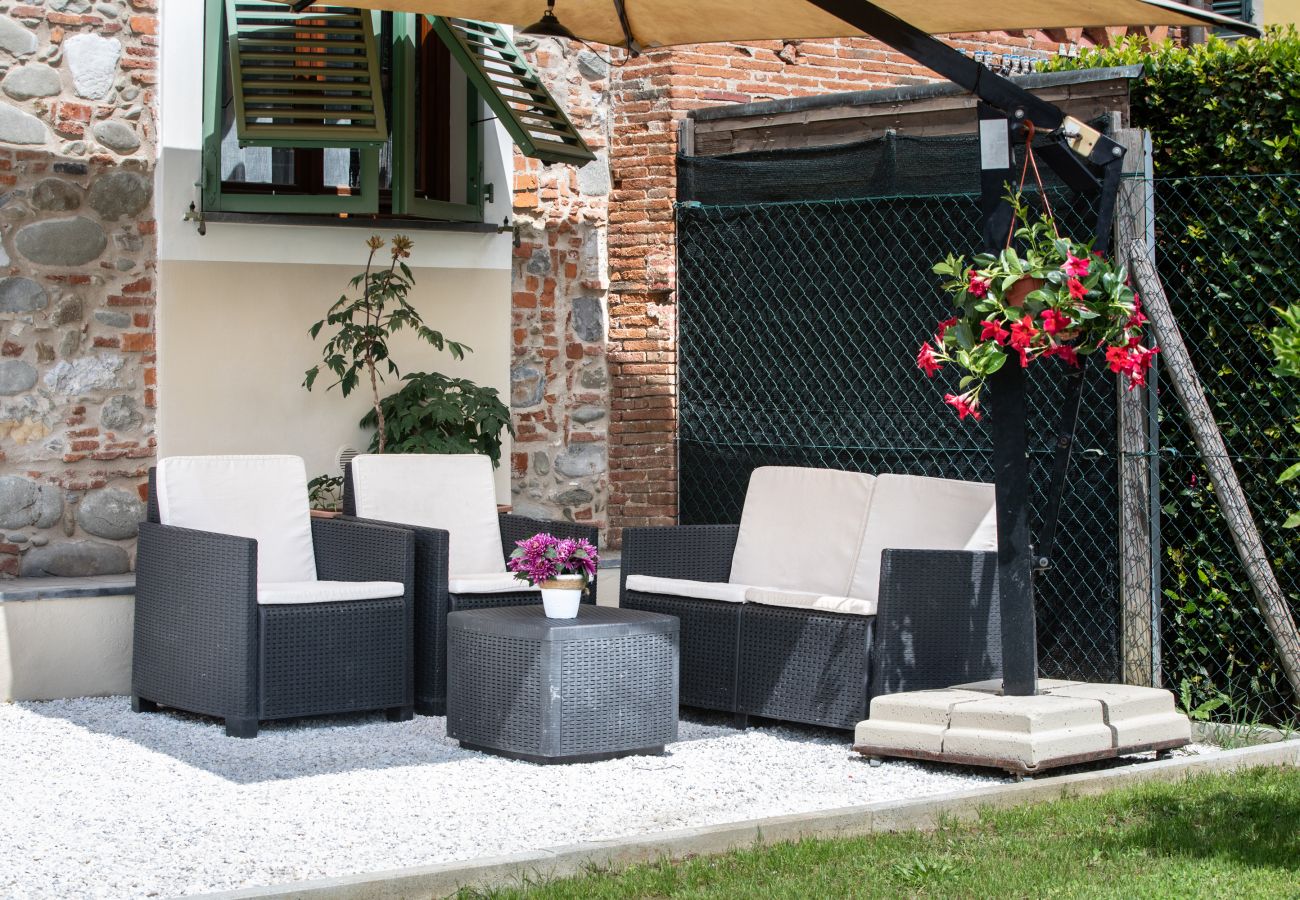 Casa en Capannori - Casa I Tre Cipressi with Swimming Pool