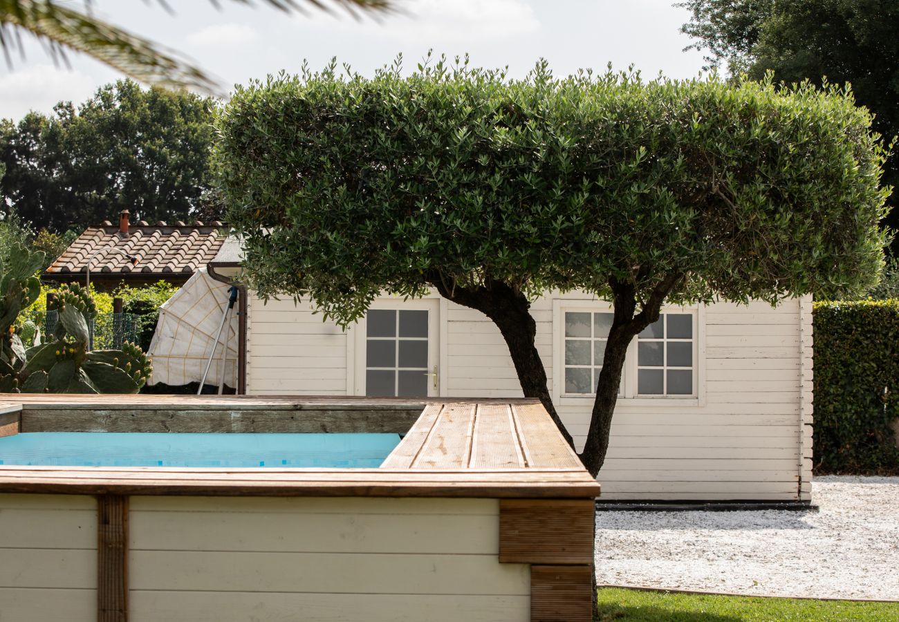 Casa en Capannori - Casa I Tre Cipressi with Swimming Pool