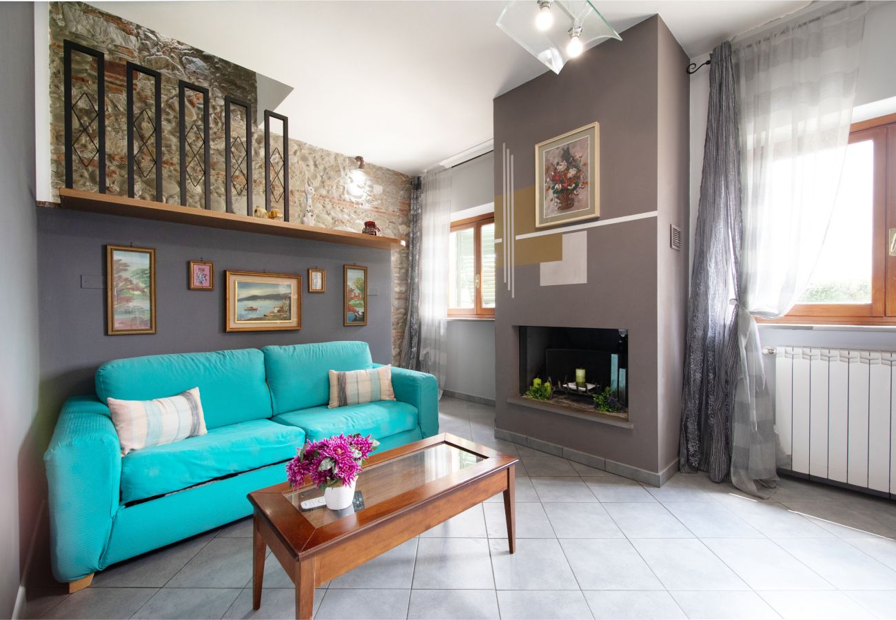 Casa en Capannori - Casa I Tre Cipressi with Swimming Pool