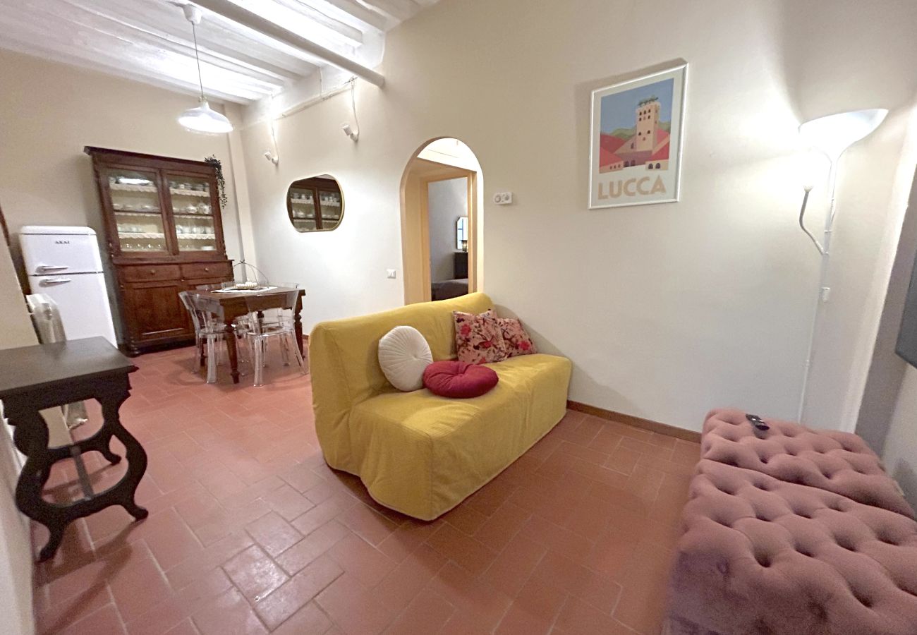 Apartamento en Lucca - Pelleria 32, in Center Town by Abita Apartamento en Lucca - Pelleria 32, in Center Town by Abita