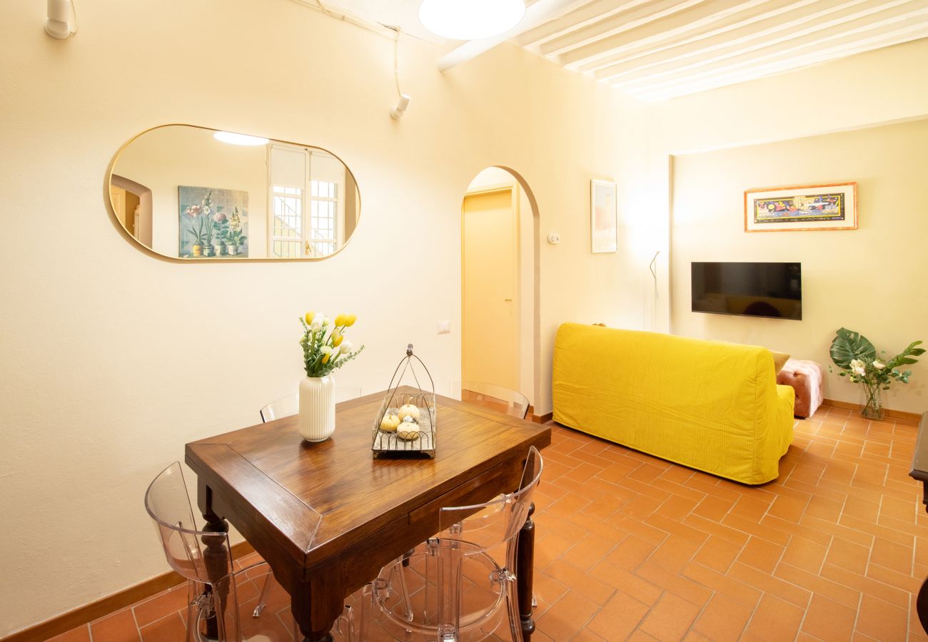 Apartamento en Lucca - Pelleria 32, in Center Town by Abita