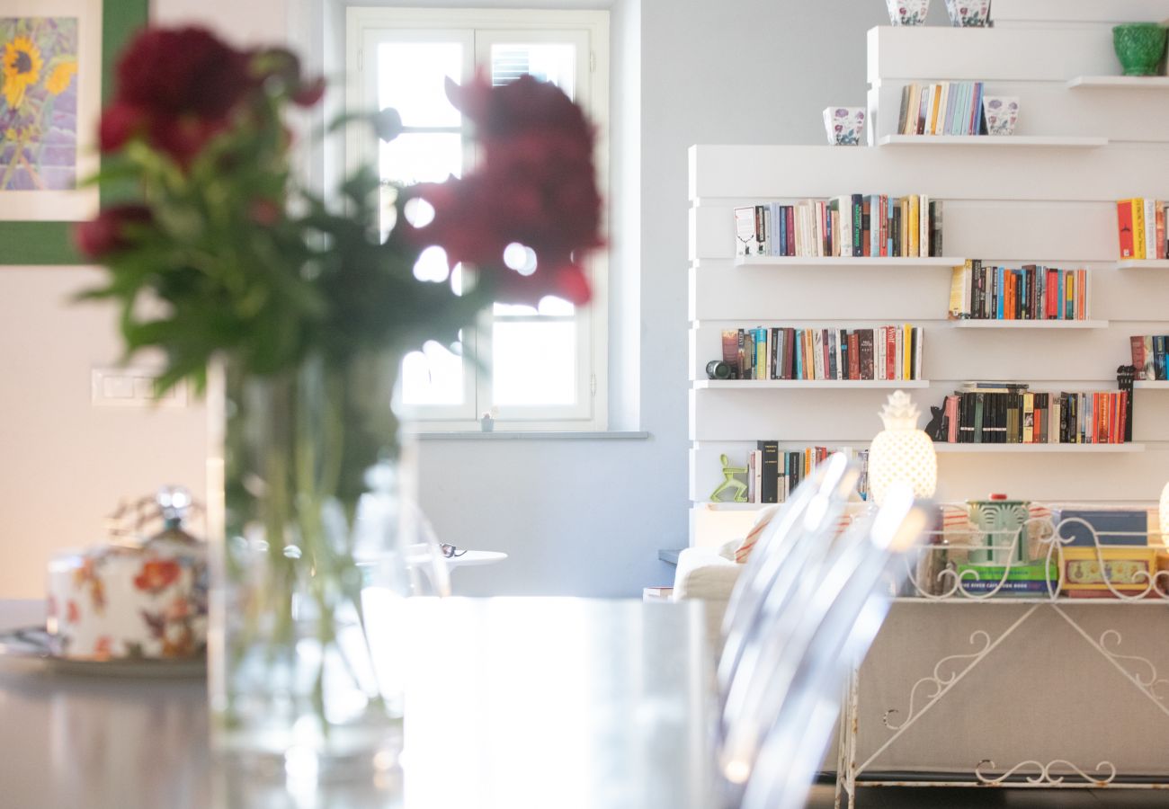 Apartamento en Lucca - Arcobaleno Apartment in Center Town with Terrace