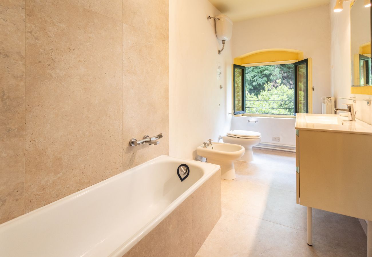 Villa en Capannori - Villa Roocello, charming retreat with pool