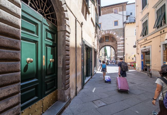 Appartement à Lucca - Re Migio Apartment with Terrace and Lift Appartement à Lucca - Re Migio Apartment with Terrace and Lift