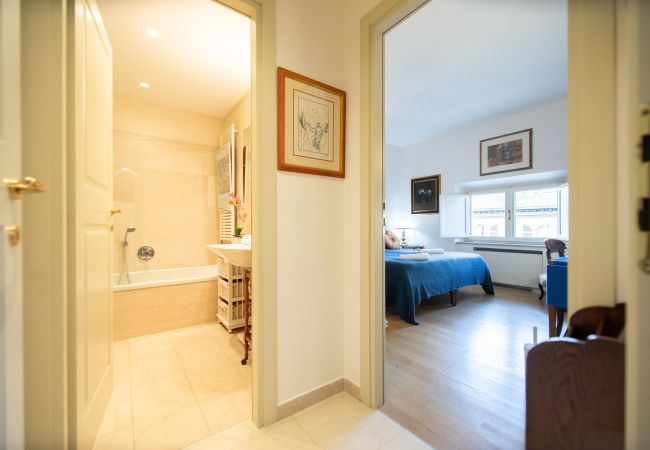 Appartement à Lucca - Piazza Bernardini Apartment in Center Town Appartement à Lucca - Piazza Bernardini Apartment in Center Town