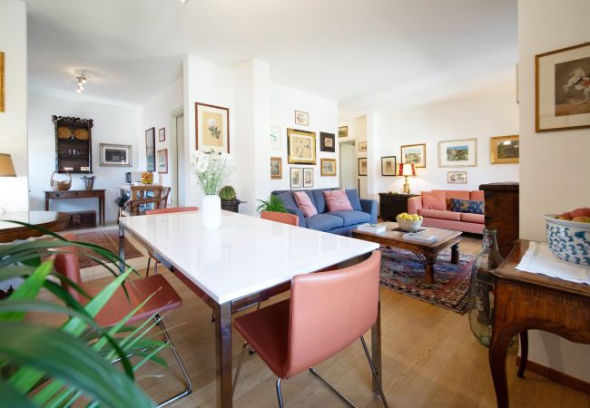 Appartement à Lucca - Piazza Bernardini Apartment in Center Town Appartement à Lucca - Piazza Bernardini Apartment in Center Town