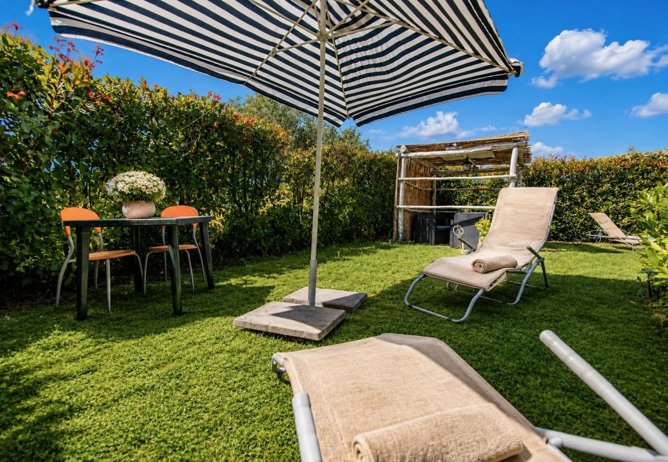 Appartement à Porcari - Colle Apartment with Swimming Pool