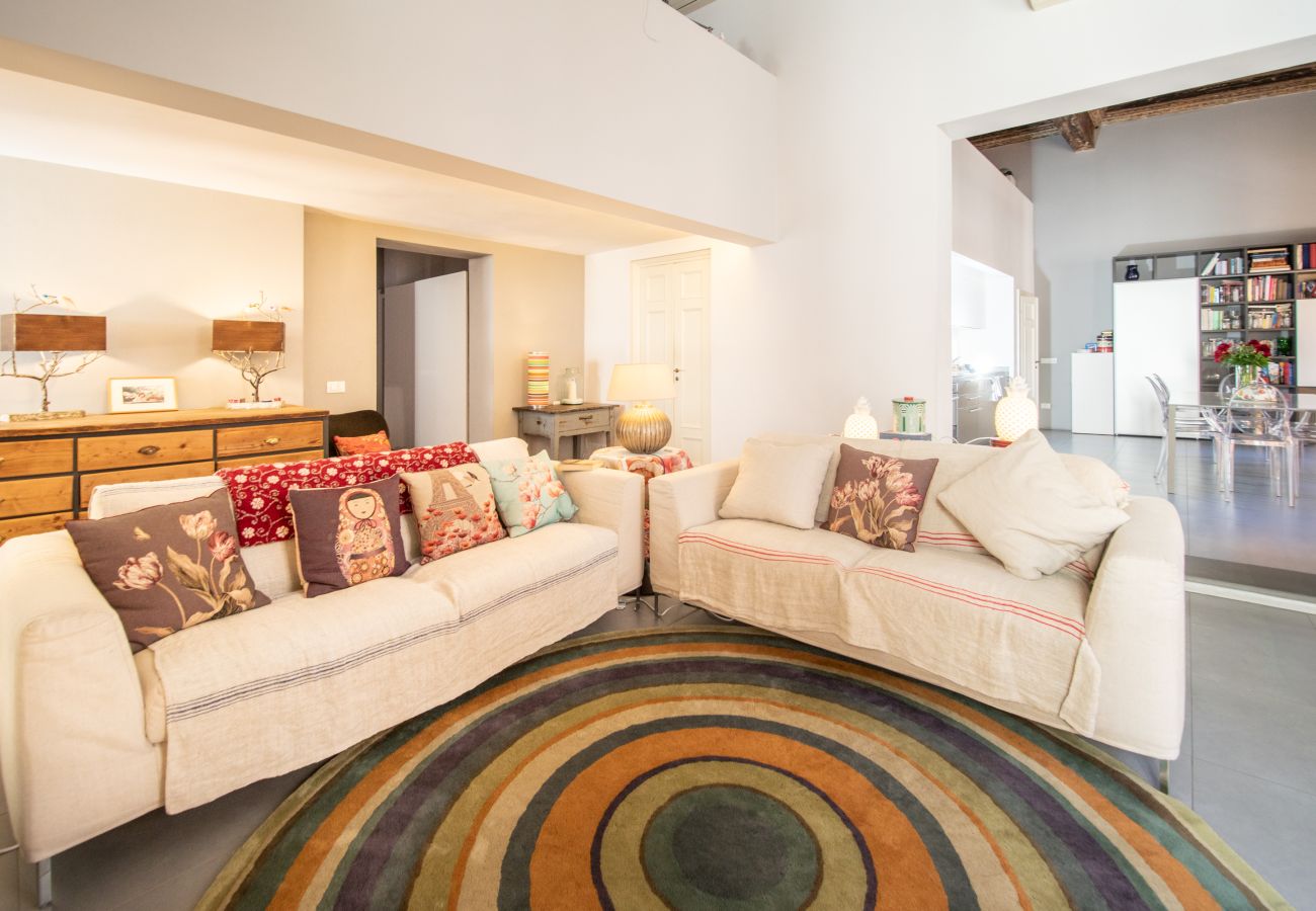 Appartement à Lucques - Arcobaleno Apartment in Center Town with Terrace