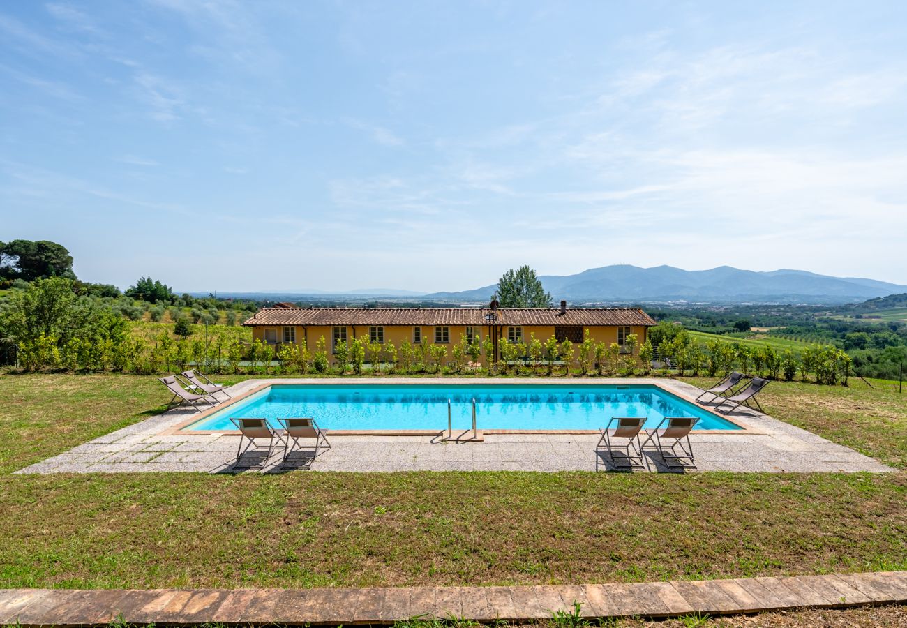 Appartement à Capannori - Il Girasole Apartment with Swimming Pool