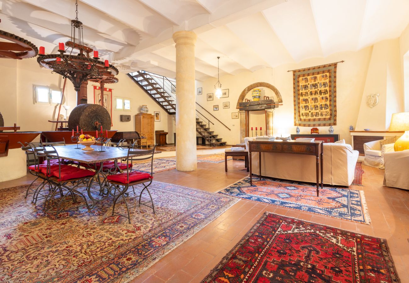 Villa à Capannori - Villa Roocello, charming retreat with pool